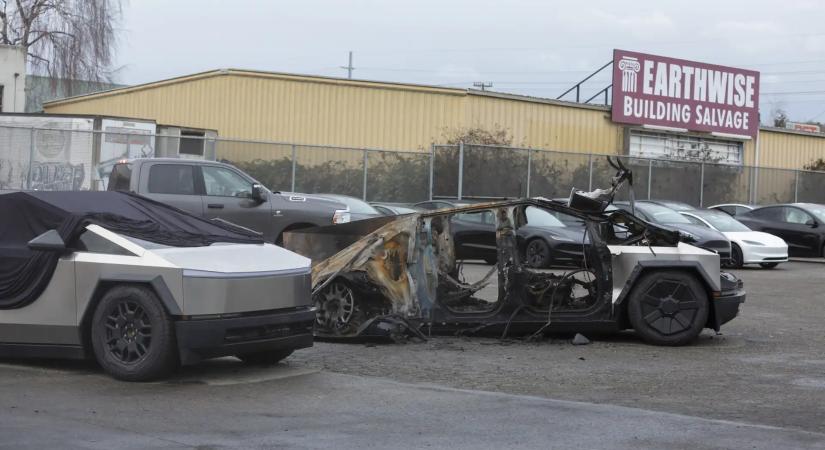 Videón, hogy miért tilthatta be Kína a rejtett kilincseket az autókon