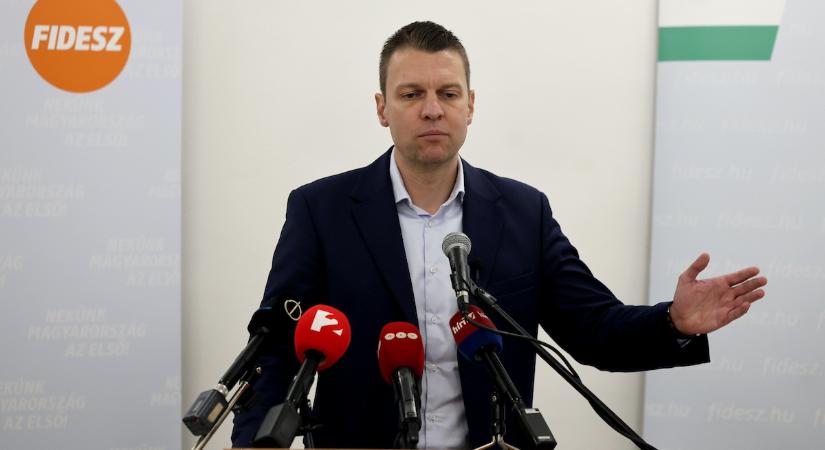 Menczer Tamás: a tiszások mindent végrehajtanak, amit Weber parancsol