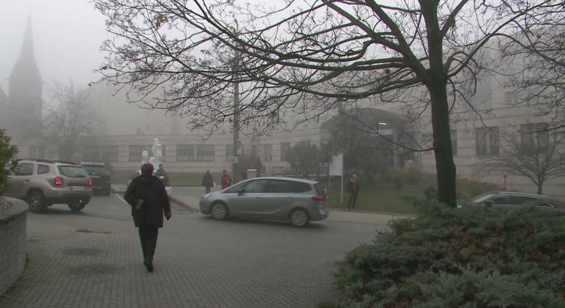 Nyílt töréssel küldték haza