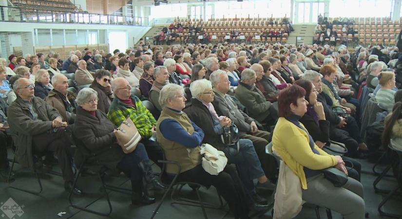Folytatódik a Nyugdíjas Egyetem