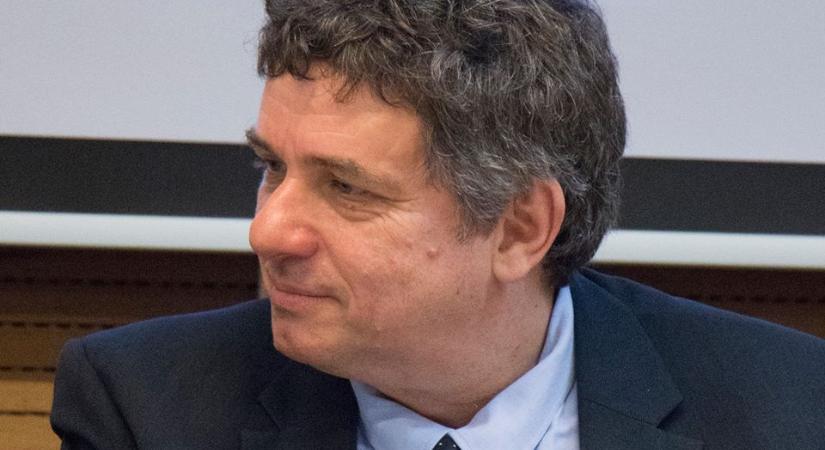 Nemes cédrus dőlt ki – Búcsú Dr. Schweitzer Gábortól