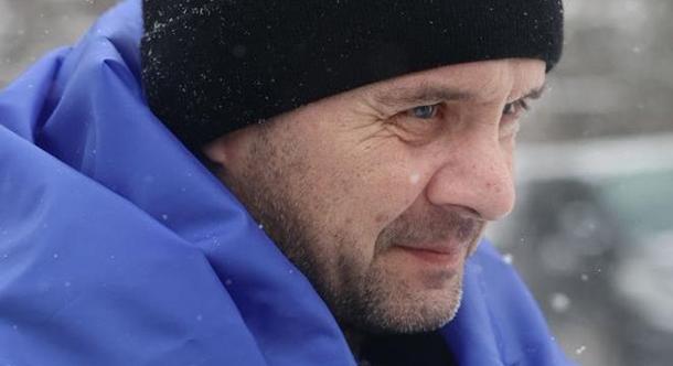 Három év után tért haza a fogságból egy katona, akit halottnak hittek és el is temettek