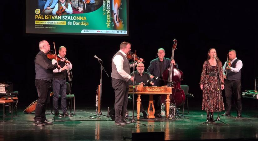 Beindult a muzsika: Észak-Komárom lett a népzene központja a Felvidéki Népzenésztalálkozón