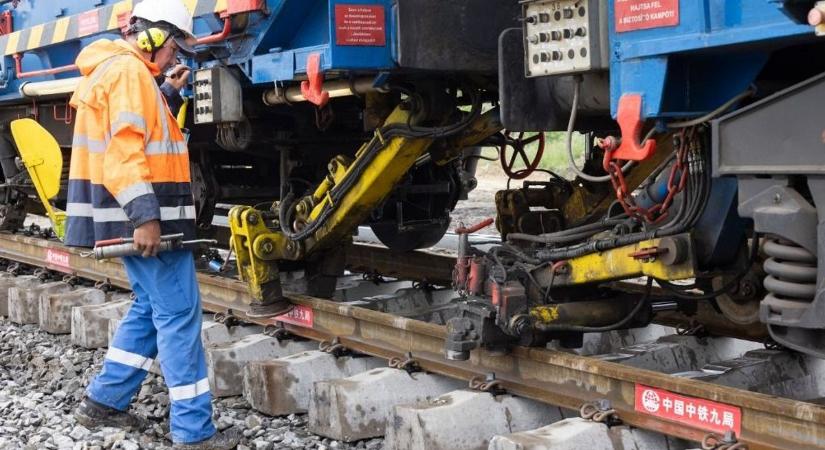 Váratlan magyar bejelentés: máris módosítják a Budapest–Belgrád vasút menetrendjét, új városban áll meg a vonat – ki nem találná senki, hogy hol