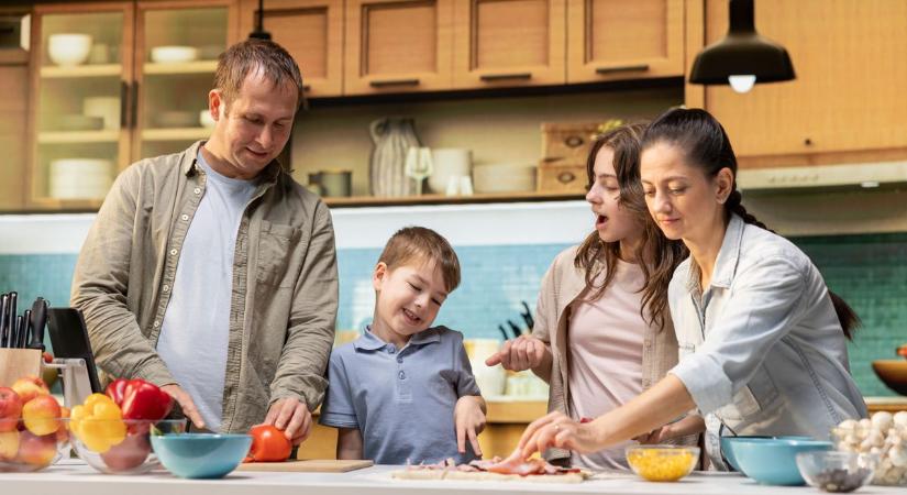 Több millió családhoz érkezik hamarosan a magasabb fizetés