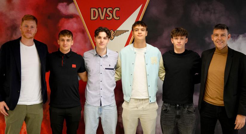 Újabb fiatal játékos kapott profi szerződést a Lokitól