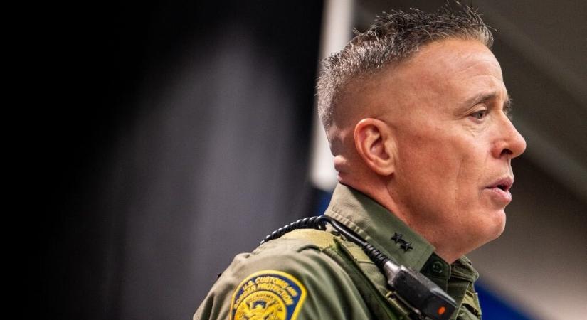 Kitették az ICE korábbi parancsnokát egy Las Vegas-i kocsmából