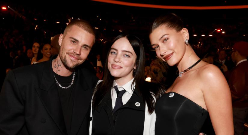 Brad Pitt régi fotója láttán leesett az állunk: ráismersz? Tuti nem