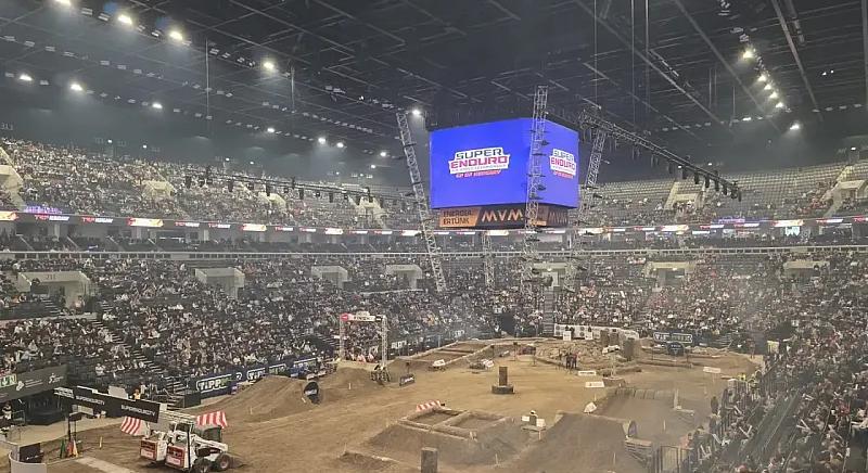 Hogyan készít fel a győri egyetem a motorsport üzleti világára?