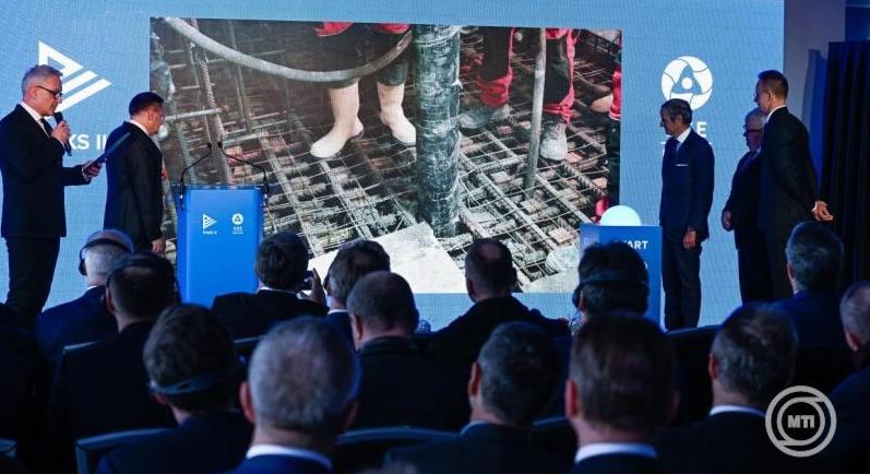 „A magyar-orosz kapcsolatok ünnepe”: Paks II. immár hivatalosan is „épülő atomerőműnek” minősül