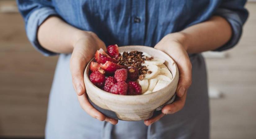 Ez történik a testeddel, ha mindennap eszel a hétköznapi ételből: nem csak a csontokat erősíti