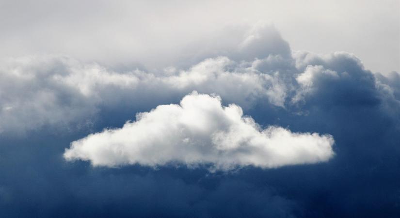 Borongós szombat, helyenként esővel