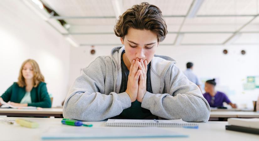 Több mint 6000 tanár, szülő és diák mondta el, mitől szenvednek leginkább az iskolában