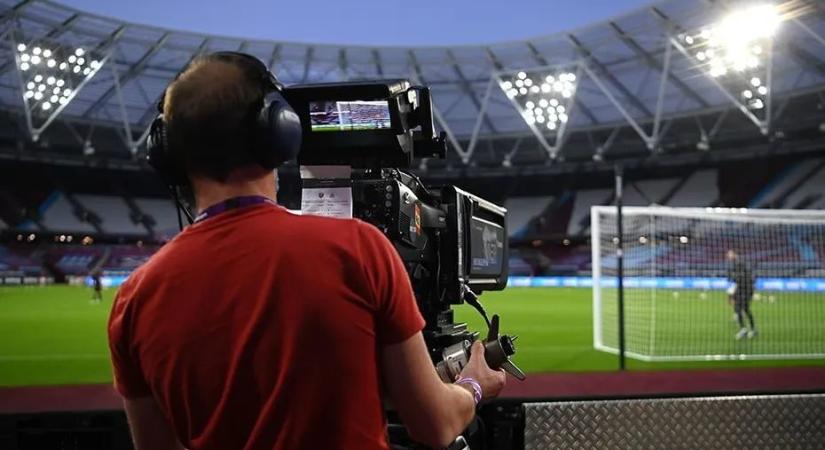 Ma a TV-ben: Élőben a Fradi-Újpest derbi, a Diósgyőr-ETO és a Loki-Paks az NB I-ből, pályán a ManUtd és a Barca is