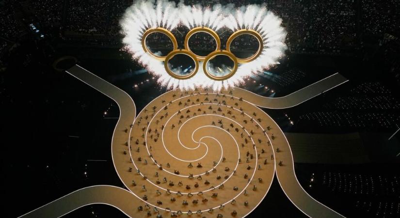 Hivatalosan is megnyílt a téli olimpia