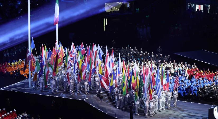 Csodálatos megnyitóval kezdődött el a téli olimpia – fotók