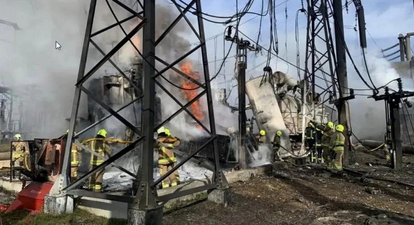 Az oroszok szombaton az energiarendszer alapjait támadták, Ukrajna sürgős segítséget kért Lengyelországtól