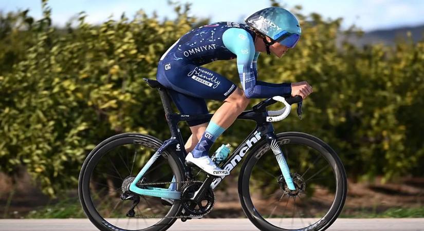 Feldhoffer Bálint törött kulcscsonttal fejezett be egy szakaszt a valenciai országúti kerékpáros körversenyen
