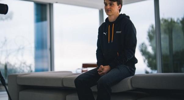 Piastri: Talán hátrányban lehetünk, de...