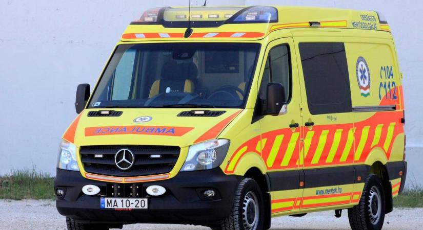 „Öngyilkossági szándékát jelezte” egy diák az ercsi általános iskolában, a protokoll szerint mentőt hívtak hozzá