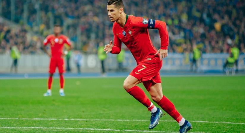 Ronaldo távozása küszöbön – ennyiért vihetik el Szaúd‑Arábiából