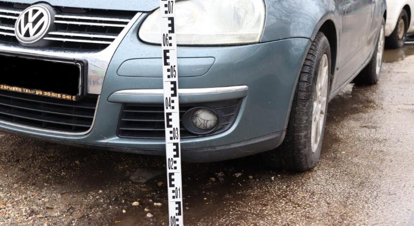 Rükvercbe kapcsolt, amikor meglátta a rendőröket – két fiatalt fogtak el Budapesten