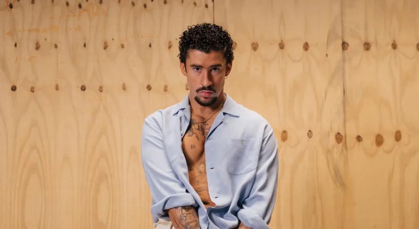 Grammy-történelmet írt, évi több mint 21 milliárd forintot keres, és most a fél világ arra vár, hogy mit üzen Trumpnak a Super Bowl félidejében