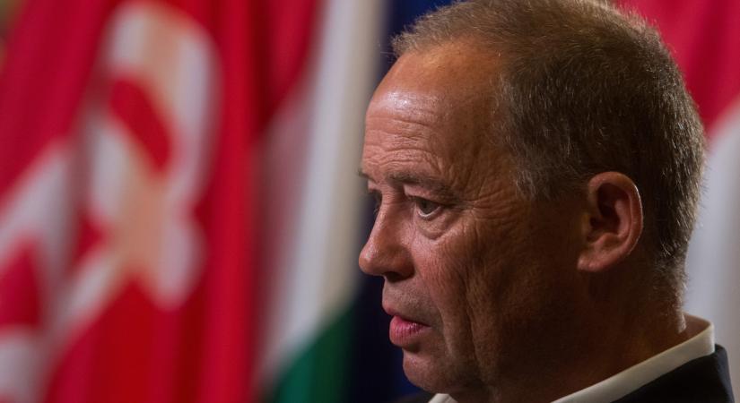 Szanyi Tibor visszatérne a nagypolitika színpadára – „Egy képzavarral élve keresztet vethetünk az MSZP indulására”