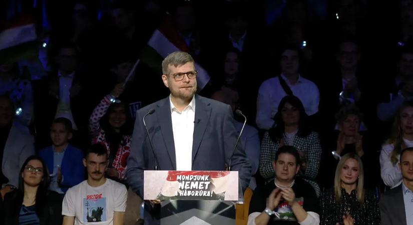 "Feltették a régi lemezt: a háború álprobléma, mi csak uszítunk"