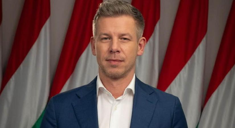 Bemutatták a Tisza Párt programját, a jogállamiság helyreállításával, a milliárdosok különadójával és az euró bevezetésével jönne Magyar Péter kormánya