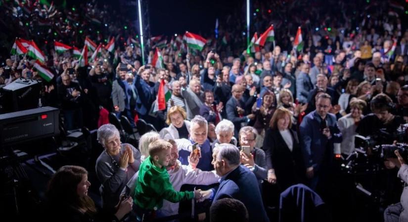 Orbán Viktor: Minden héten történik valami, ami egyre közelebb visz minket a háborúhoz