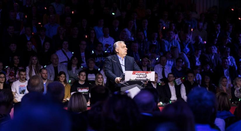 Orbán Viktor elárulta, mekkora terhet jelentene Ukrajna követelése a magyar családoknak