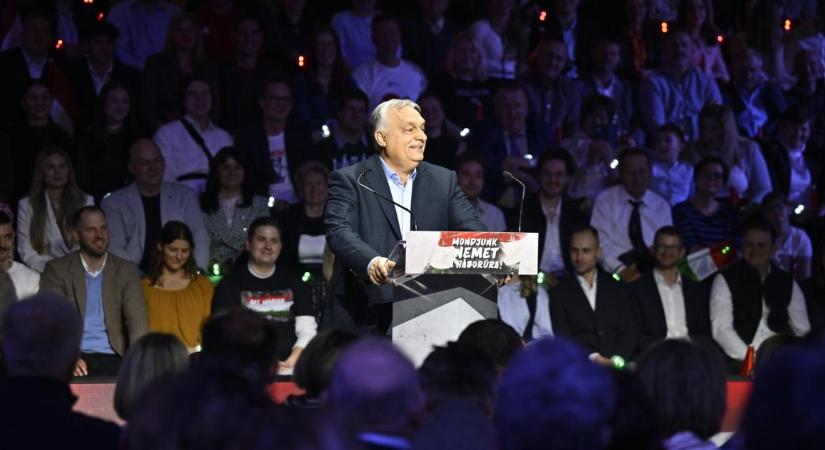 Orbán Viktor két hét múlva Washingtonba utazik a Béketanács alakuló ülésére