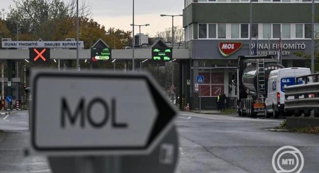 Előrehaladott állapotban van a Dunai Finomító AV3 üzemének helyreállítása