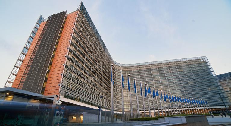 Új ellensége van Donald Trumpnak, és a háború tétje az internet jövője