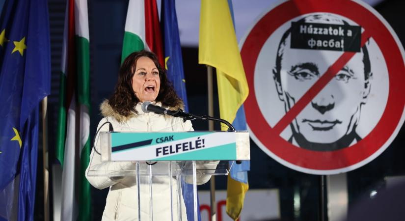 Fogyatkozik a mezőny, a Párbeszéd sem indul az áprilisi választáson