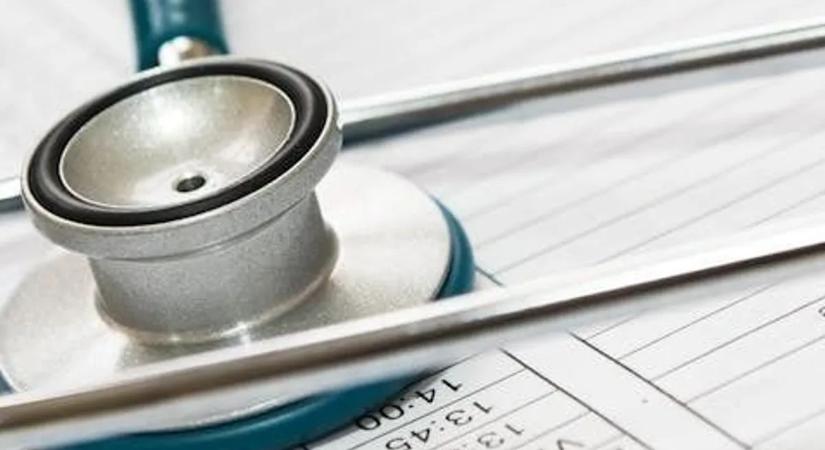 Az orvosok szerint csak járókerettel járhatna – most rácáfol mindenkire a kisfiú