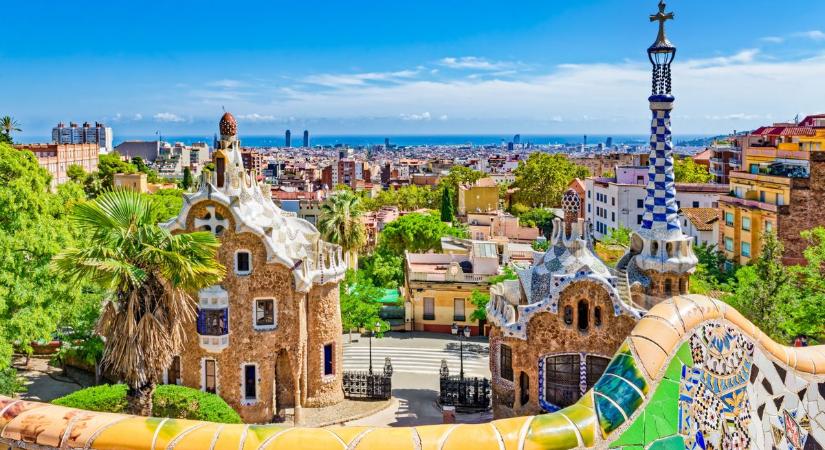 Spanyolország jó ideje fuldoklik a turistáktól, de még mindig van hova rekordot dönteni – ezek a legnépszerűbb úticélok