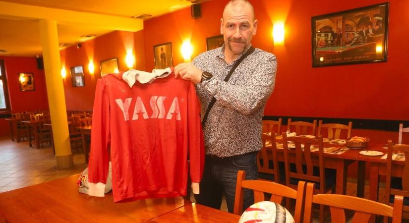 Mezek, kártyák, legendák – így hódít a sportrelikvia-gyűjtés