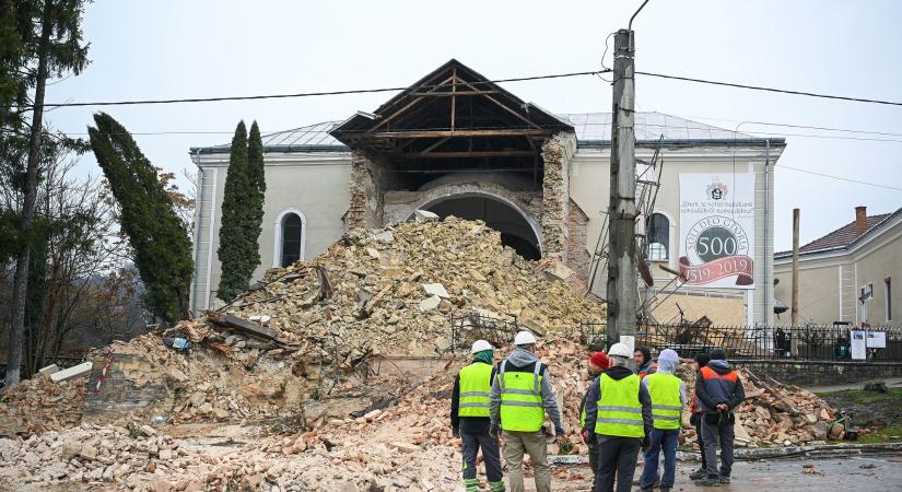 Szilágycsehi: a templomhajó is omlásveszélyessé vált