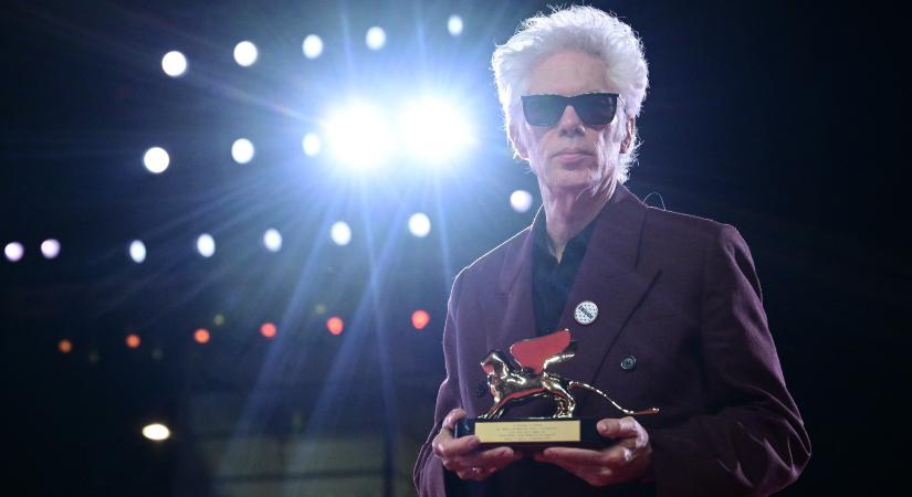 Jim Jarmusch: A profik pénzért csinálják, én szerelemből filmezek
