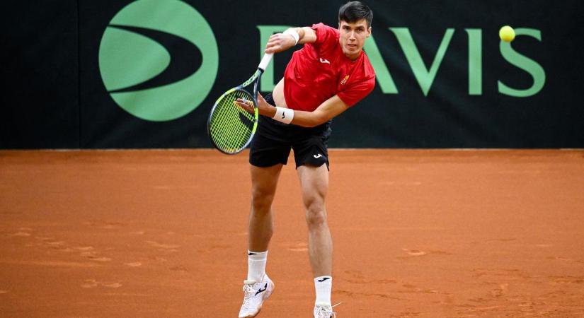 Elképesztő végjátékban, négy meccslabdát elbukva veszített Marozsán, már 2:0-ra vezetnek az amerikaiak