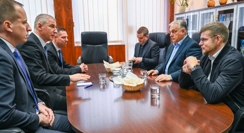 Orbán Viktor az egykori szocialista polgármesterrel tárgyalt
