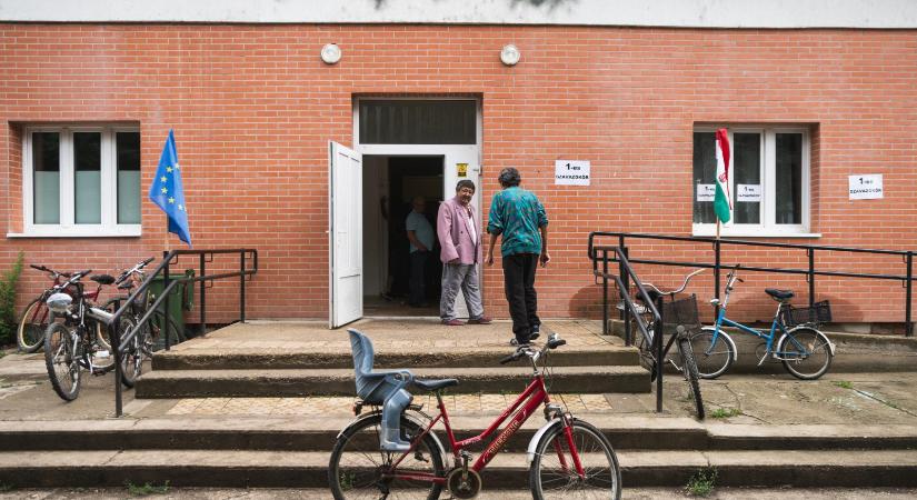 „Maffiamódszereket alkalmaznak” – Petíciót írt az italért, pénzért és drogért vett szavazatok miatt Kövér Lászlónak egy roma jogász