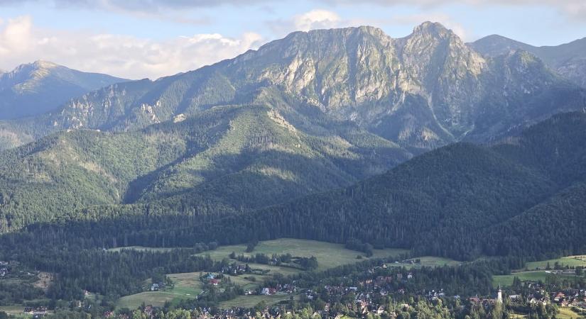 Négyszáz métert zuhantak a Tátrában meghalt magyar hegymászók