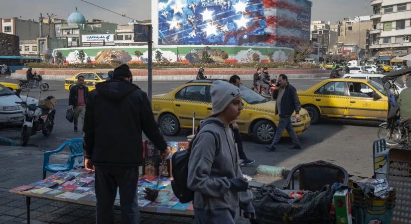 A hadihajók árnyékában kezdődött tárgyalásokkal Trumpnak és az iráni rezsimnek nagyon más a célja