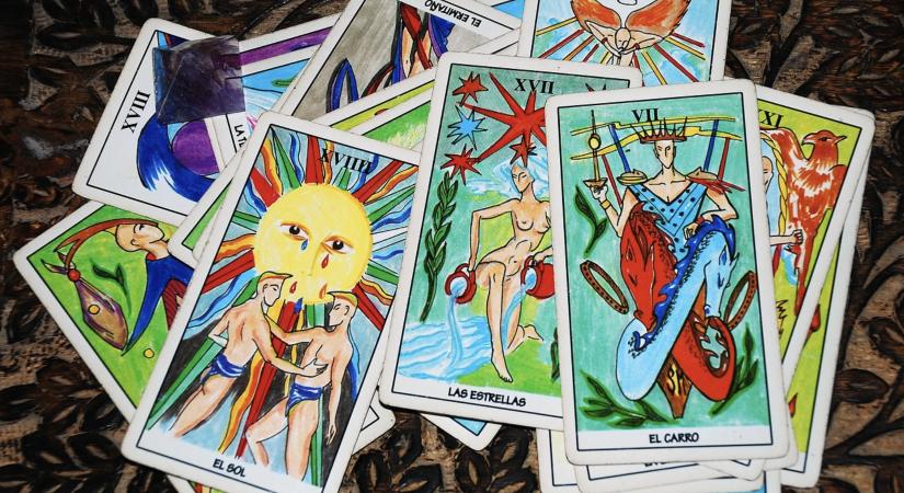 Tarot kártya 2026 – Megérkezett a személyes jóslatod!