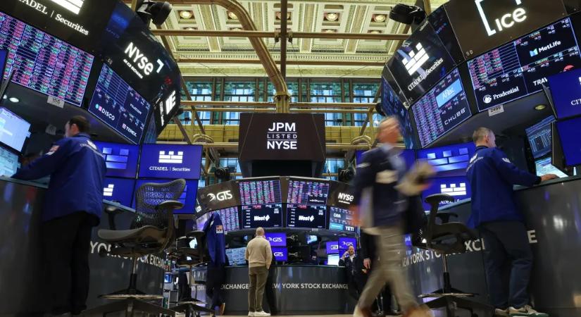 Van olyan tényező, amivel a kisbefektető előnybe kerülhet a profikkal szemben