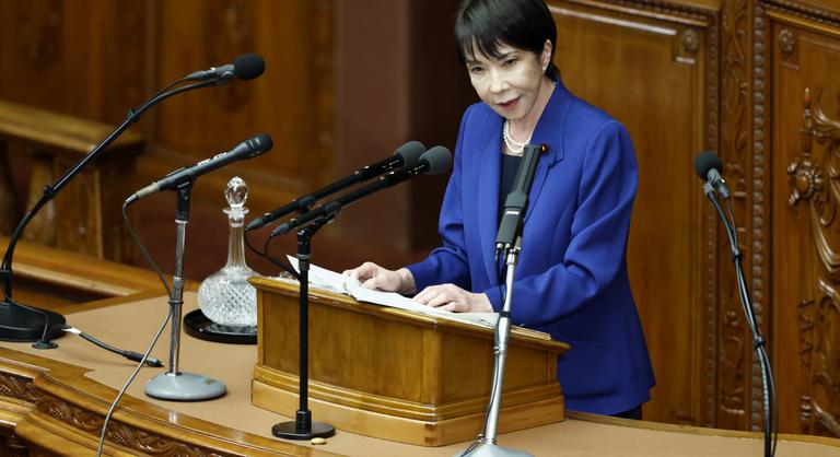 Politikai trükk miatt tartanak ma parlamenti választást Japánban