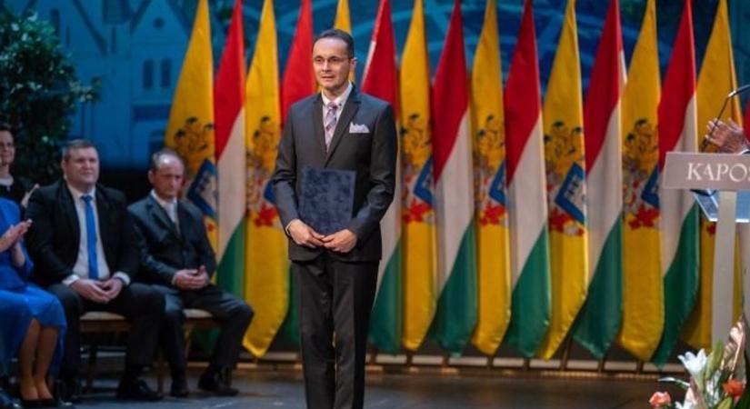 A kitüntetett kézspecialista főorvos kisüsti pálinkafőzésben is kiváló